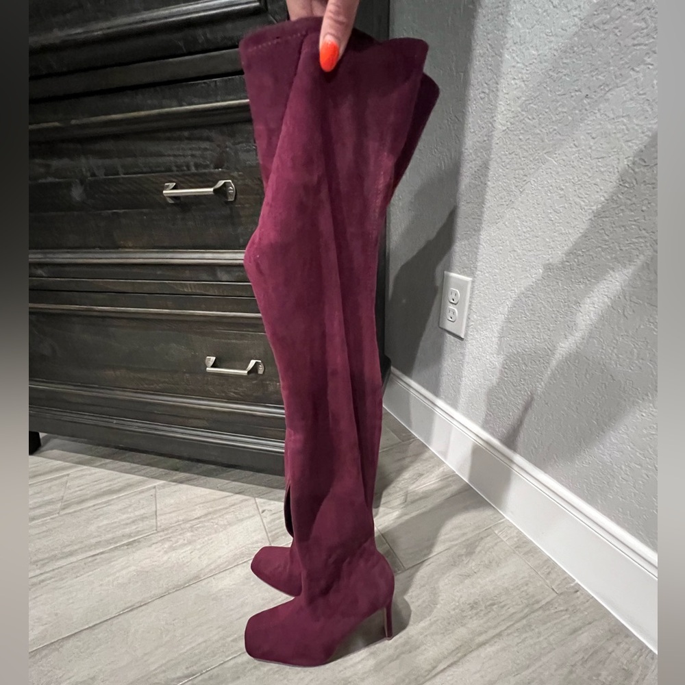 Women’s thigh high heels